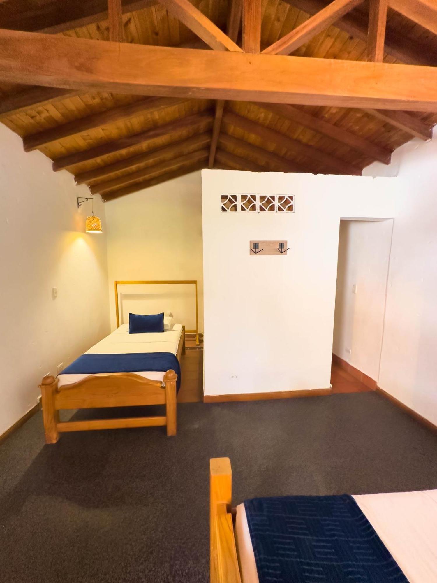 Encomendero Hotel -Centro Historico- サンタ・フェ・デ・アンティオキア エクステリア 写真